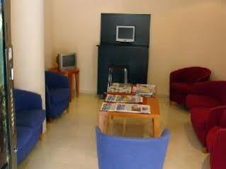 Hotel Montmeló Екстериор снимка