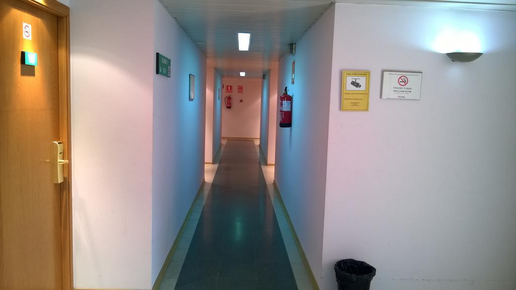 Hotel Montmeló Екстериор снимка