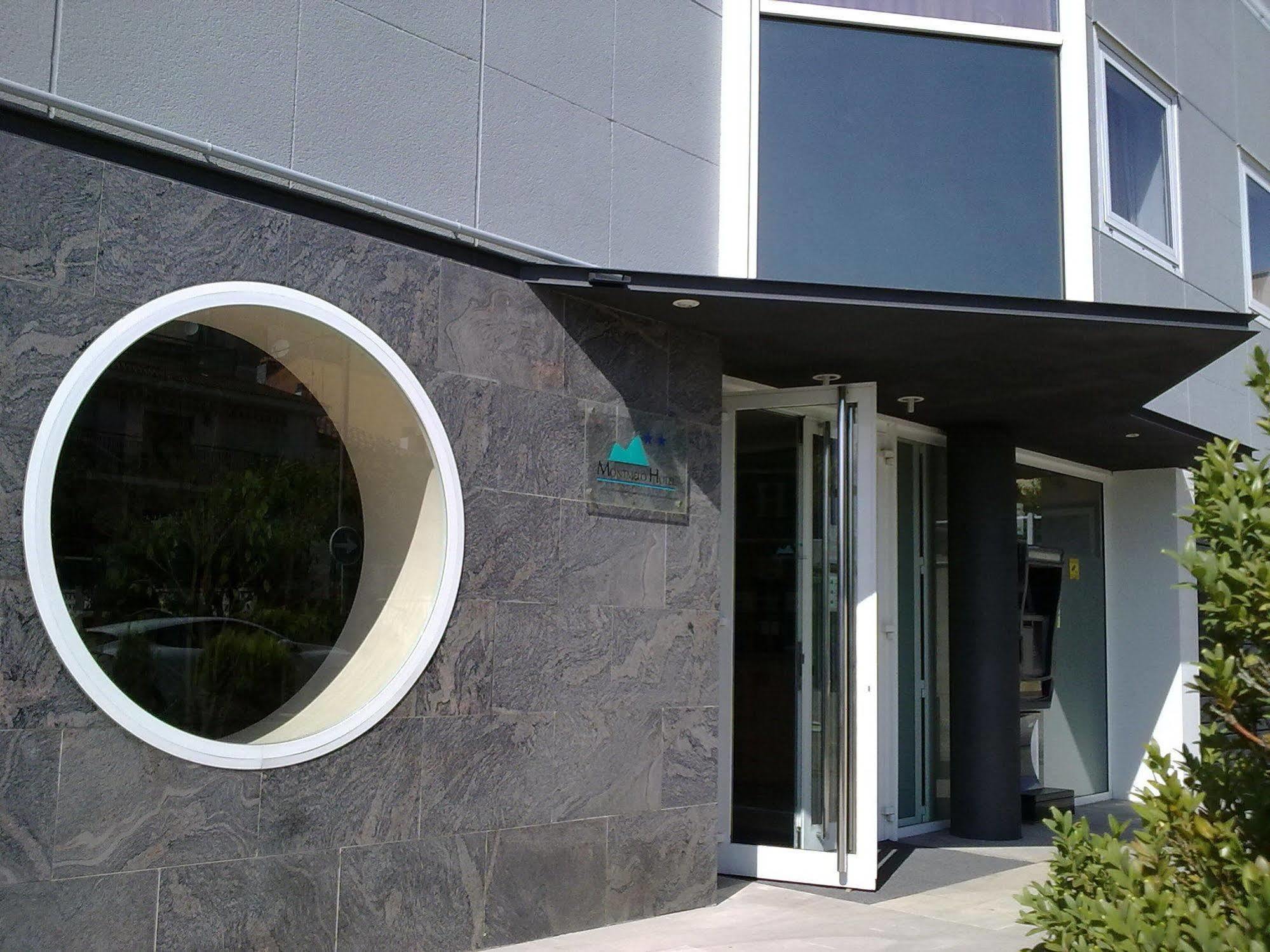 Hotel Montmeló Екстериор снимка