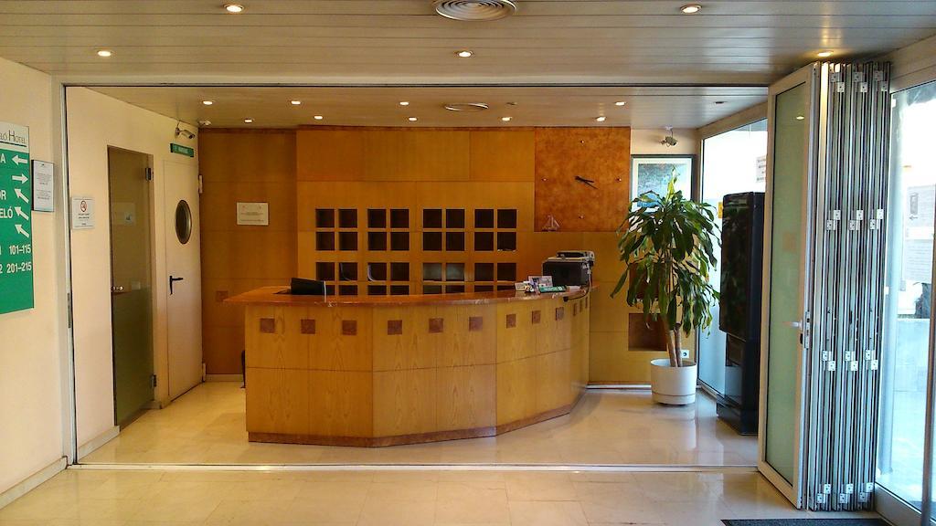 Hotel Montmeló Екстериор снимка